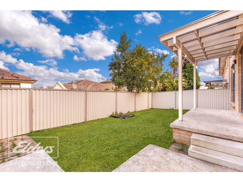 3/16A Balmoral Crescent, Georges Hall NSW 2198