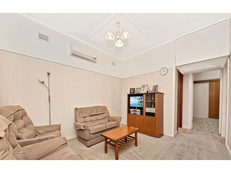 33 SECOND AVENUE, Berala NSW 2141