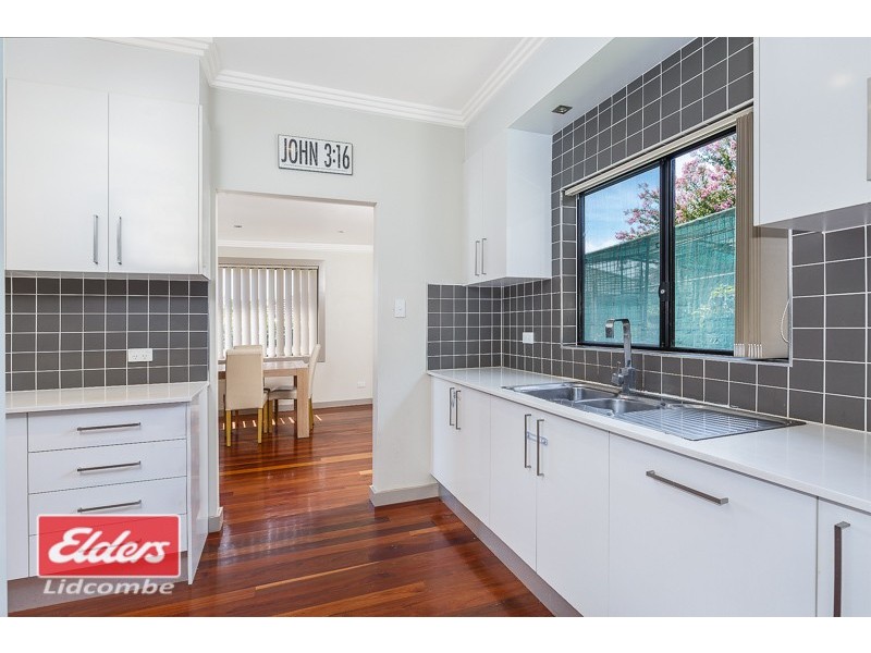 8 CLAUDE JAMES CRESCENT, Regents Park NSW 2143