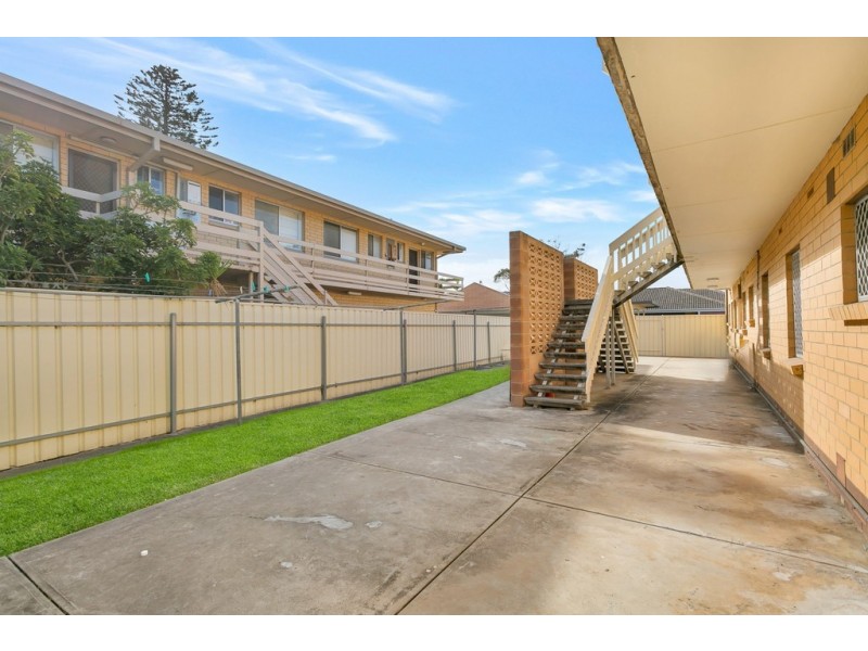 1/64 Military Road, West Beach SA 5024