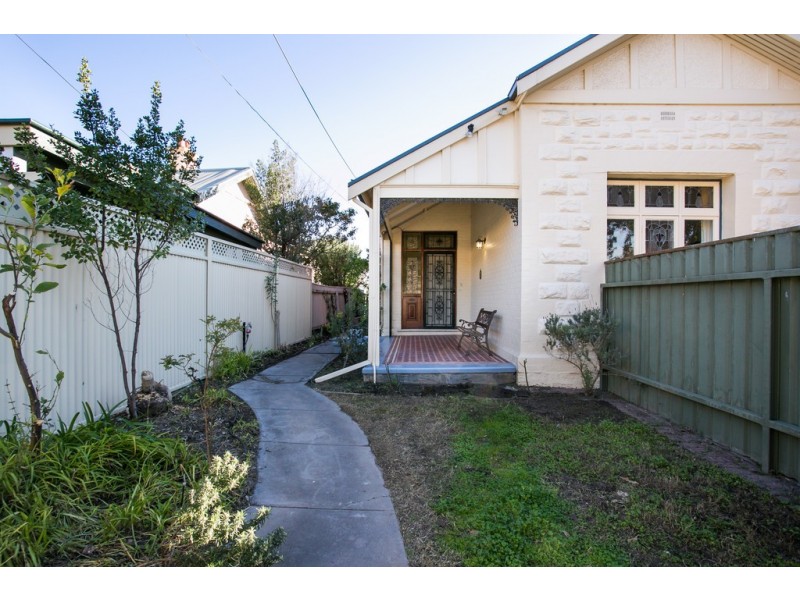 1A Saltram Road, Glenelg SA 5045