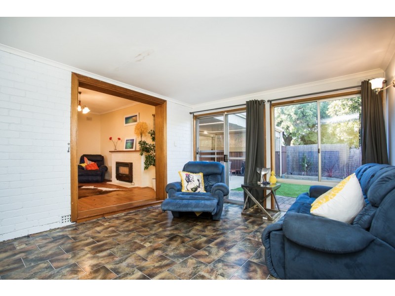 13 Southern Avenue, St Marys SA 5042