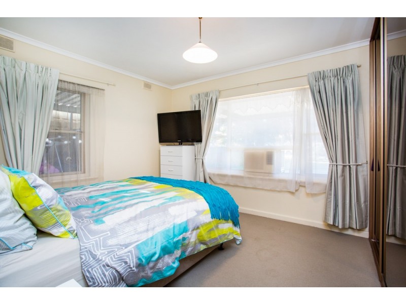 13 Southern Avenue, St Marys SA 5042