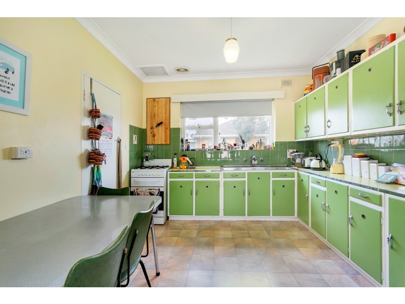 11 The Triangle, Warradale SA 5046