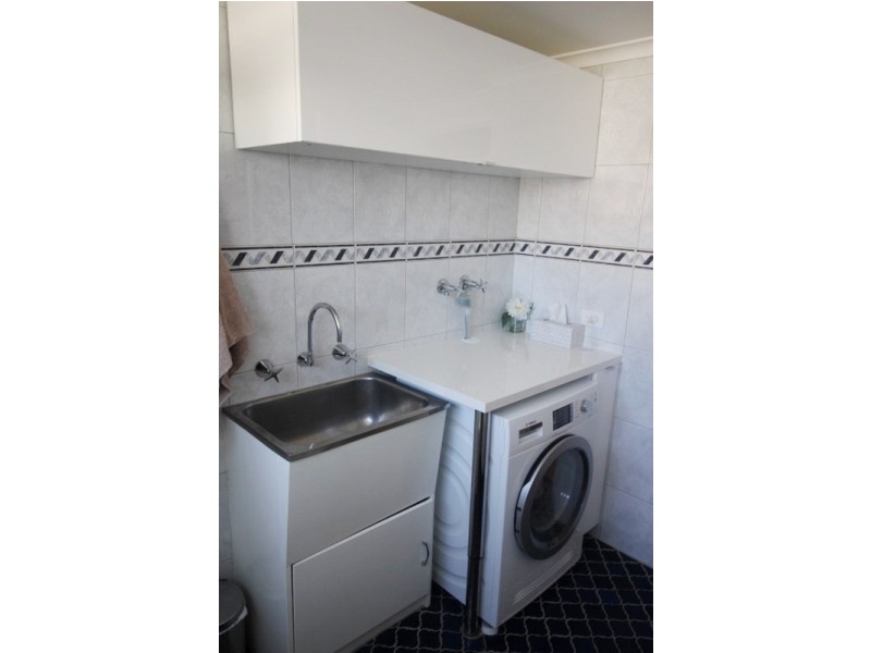 10/12 Moseley Street, Glenelg SA 5045