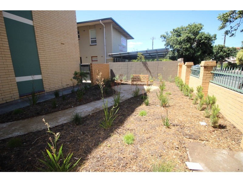 10/12 Moseley Street, Glenelg SA 5045