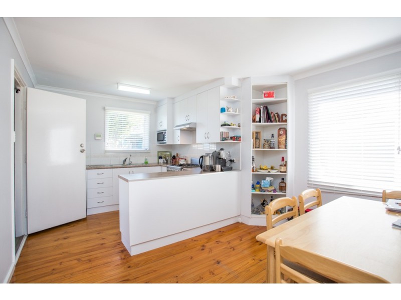 3 Resolute Crescent, Hallett Cove SA 5158