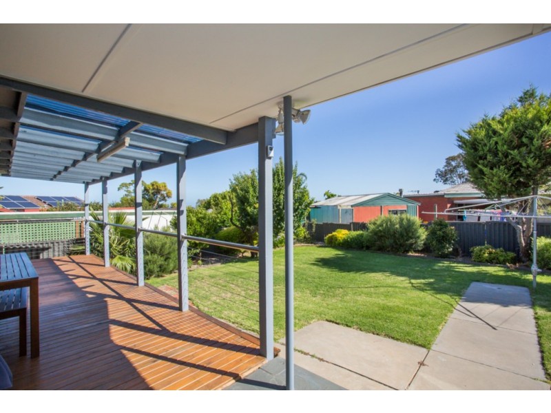 3 Resolute Crescent, Hallett Cove SA 5158