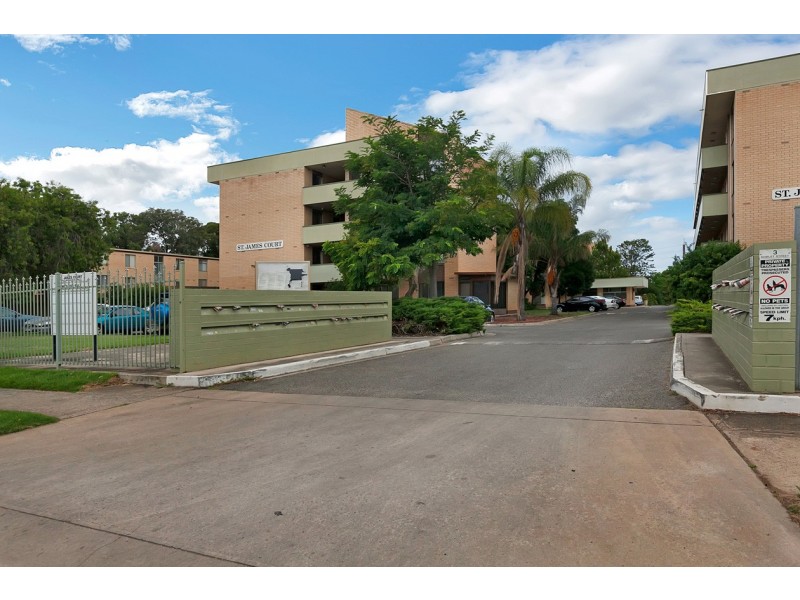 2/3 Noblet Street, Findon SA 5023