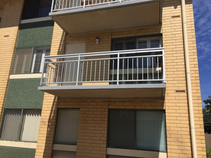 3/12 Moseley Street, Glenelg SA 5045