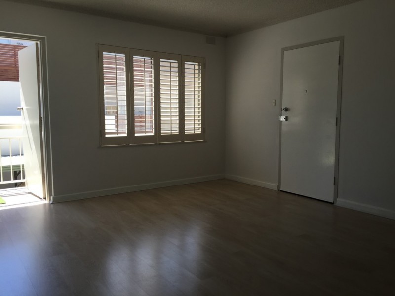 3/12 Moseley Street, Glenelg SA 5045