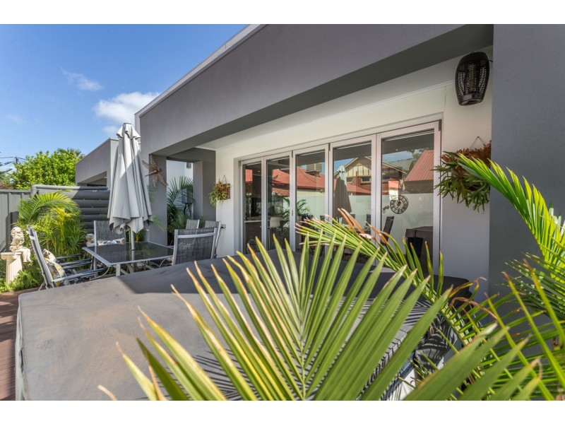 2D Sixth Avenue, Glenelg East SA 5045