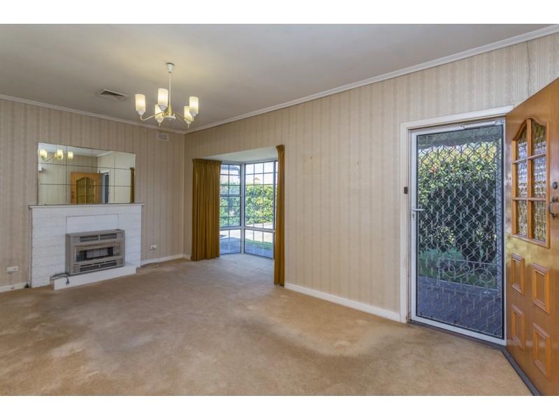 76 Lewis Crescent, Woodville West SA 5011