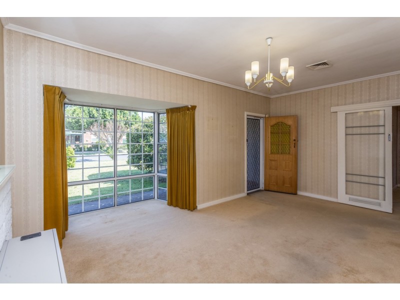 76 Lewis Crescent, Woodville West SA 5011