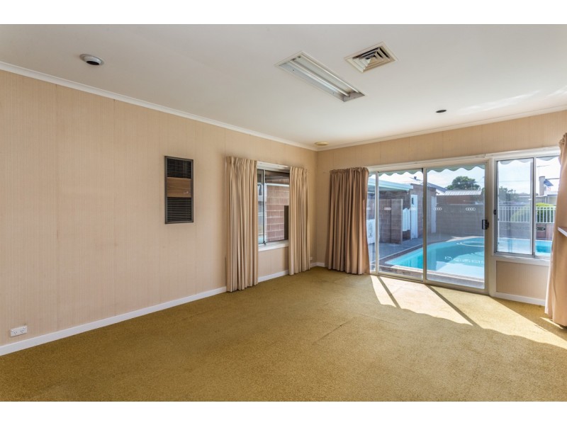 76 Lewis Crescent, Woodville West SA 5011