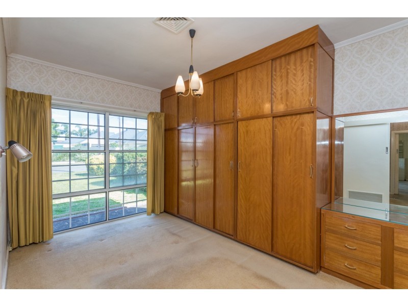 76 Lewis Crescent, Woodville West SA 5011