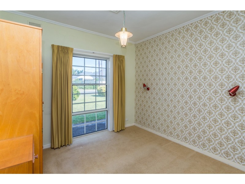 76 Lewis Crescent, Woodville West SA 5011