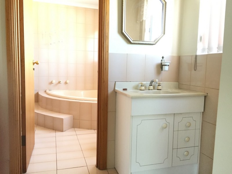 61 Beauchamp Street, Kurralta Park SA 5037