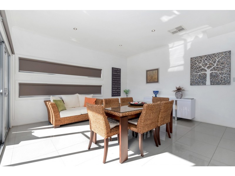 11 Barton Avenue, Kingston Park SA 5049