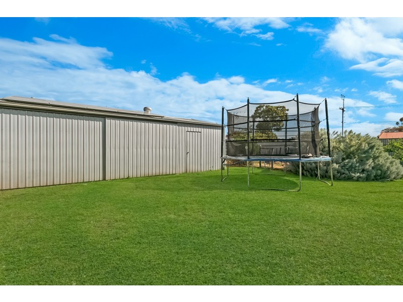 14 Burt Avenue, Hilton SA 5033