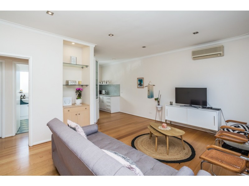 4/12 White Street, Henley Beach SA 5022