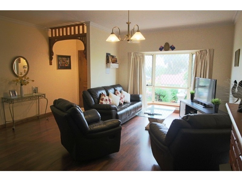 14 CRANBOURNE DRIVE, O’halloran Hill SA 5158