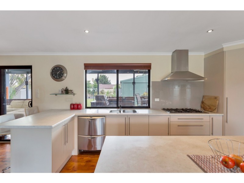 7 McRae Road, Port Noarlunga South SA 5167