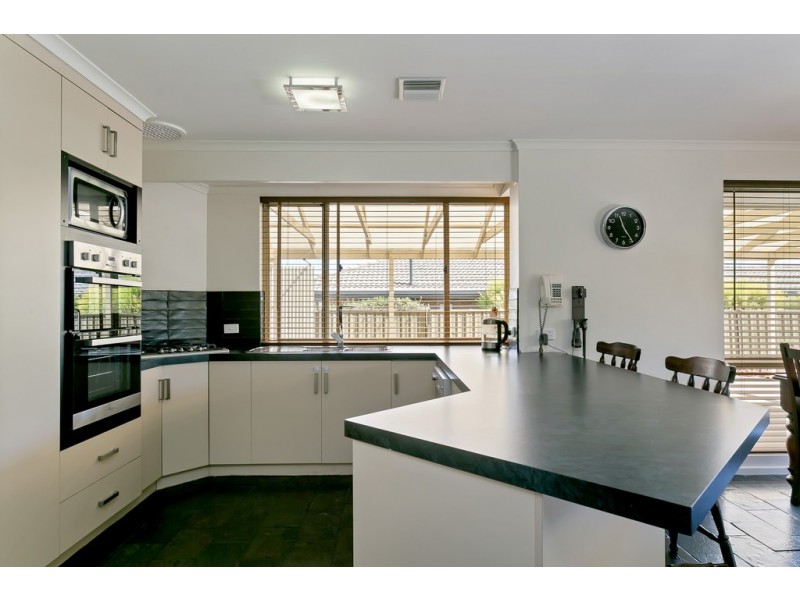 50 Canterbury Drive, Salisbury Heights SA 5109