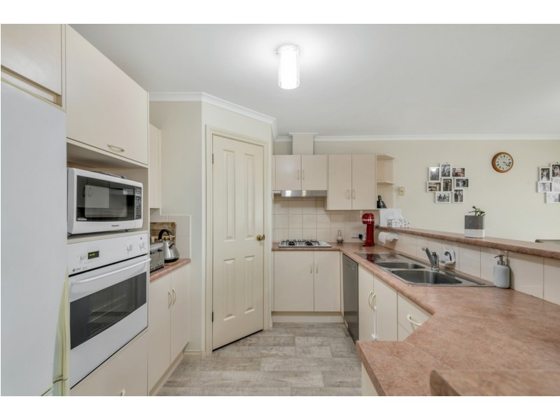 10 Cornwall Street, Sheidow Park SA 5158