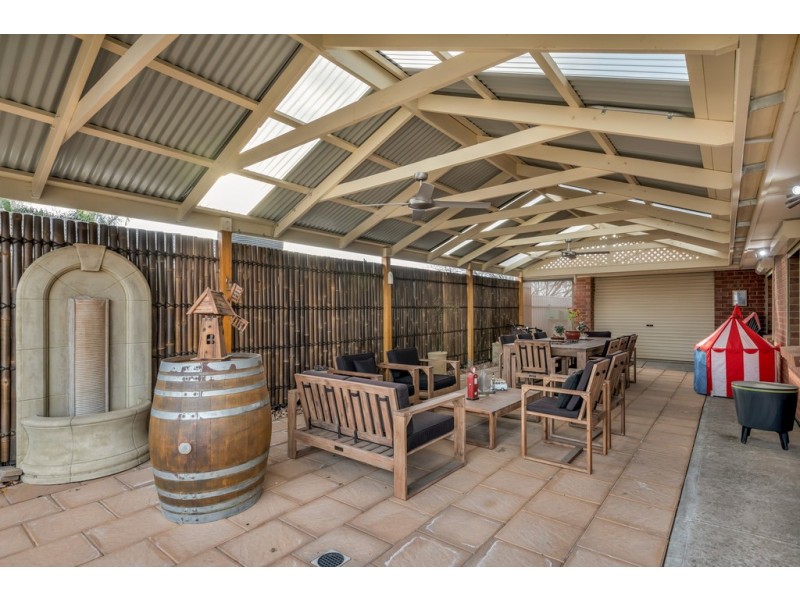 10 Cornwall Street, Sheidow Park SA 5158