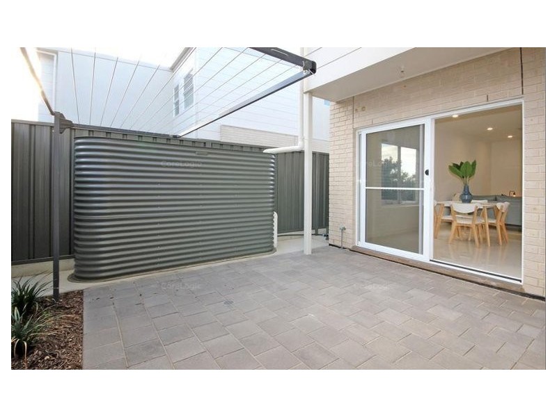 2/1 Short Street, Christies Beach SA 5165
