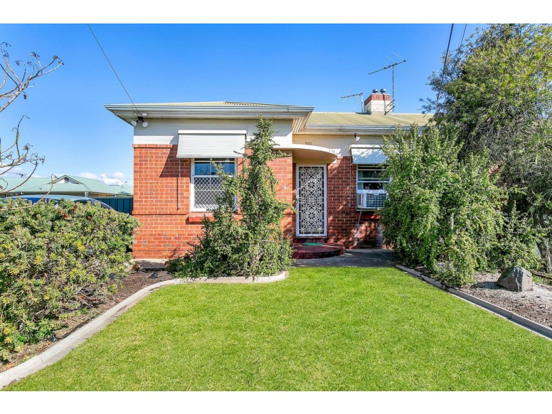 4 Foxgreen Avenue, Findon SA 5023
