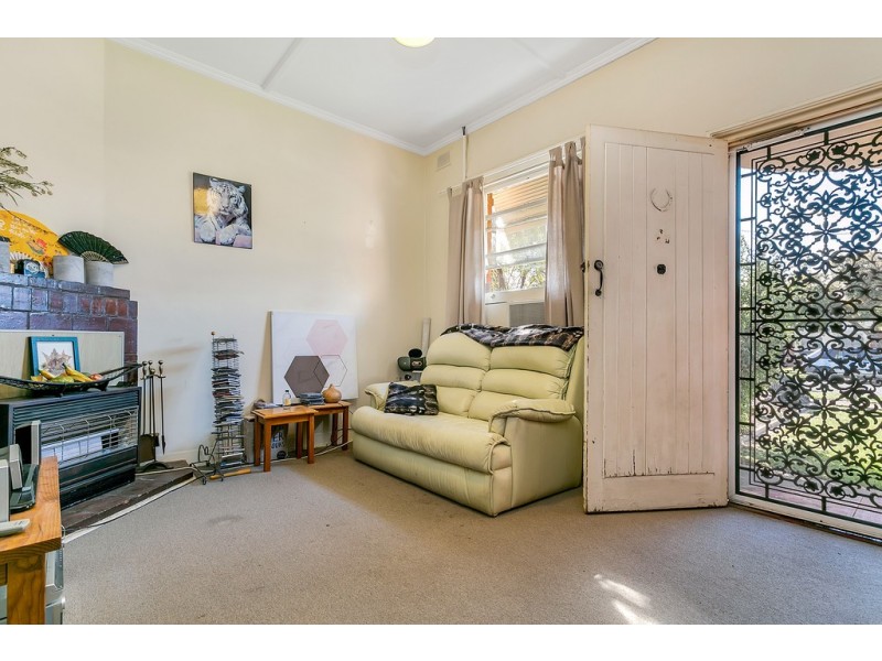 4 Foxgreen Avenue, Findon SA 5023