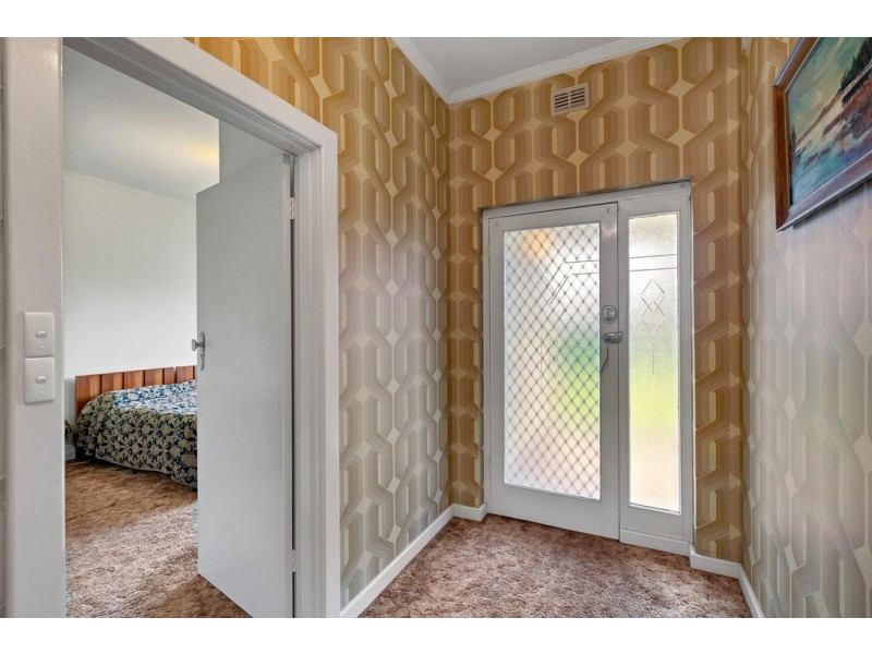 13 Winston Avenue, Cumberland Park SA 5041