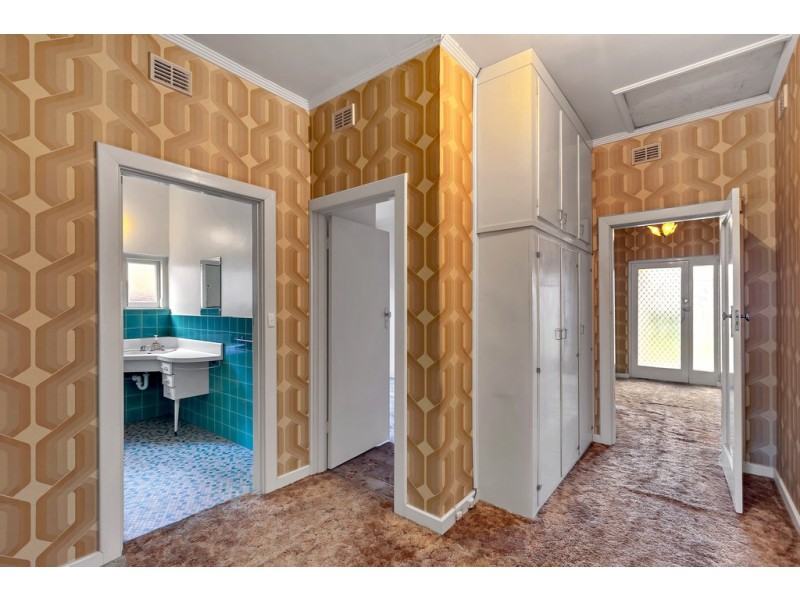 13 Winston Avenue, Cumberland Park SA 5041