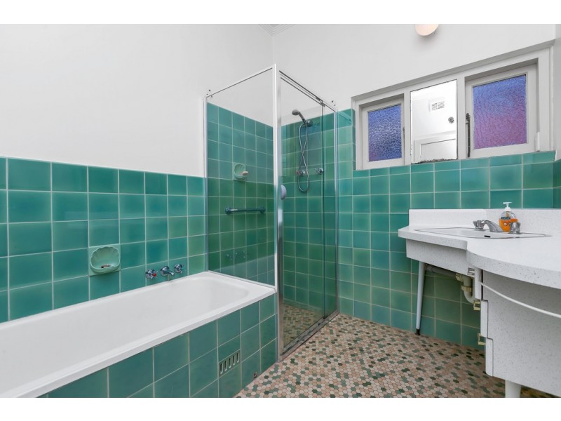 13 Winston Avenue, Cumberland Park SA 5041