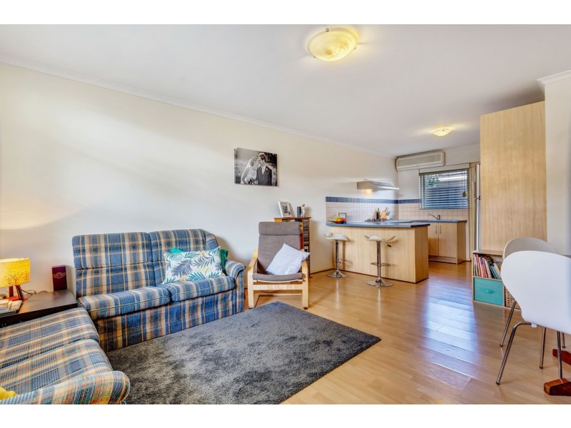 2/5 St Annes Terrace, Glenelg North SA 5045