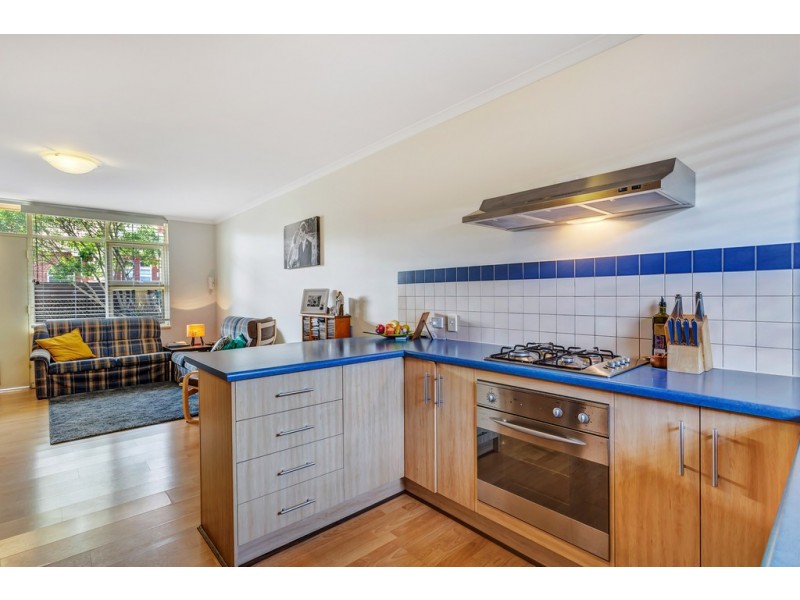 2/5 St Annes Terrace, Glenelg North SA 5045