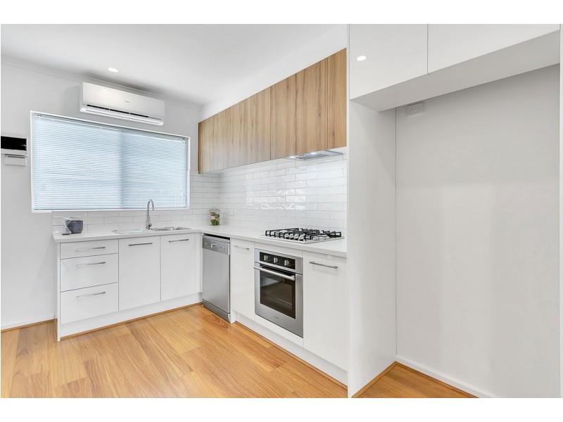 2/10 Simpson Street, Woodville South SA 5011