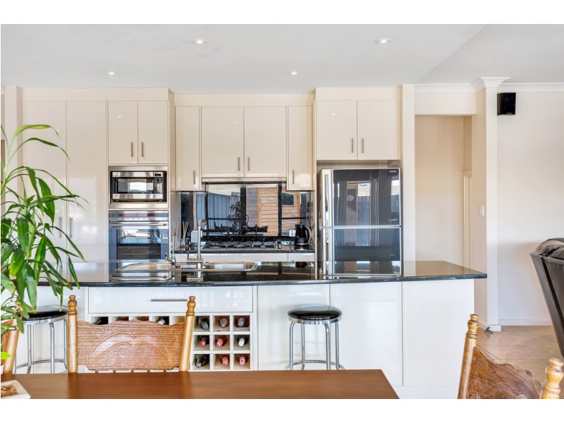 35 Coulter Street, Flagstaff Hill SA 5159