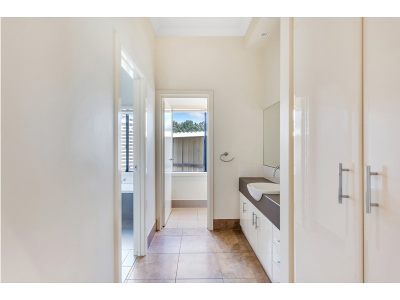 35 Coulter Street, Flagstaff Hill SA 5159