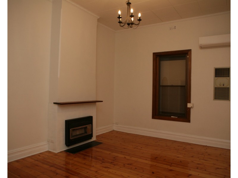 45 ROBERTS STREET, Birkenhead SA 5015