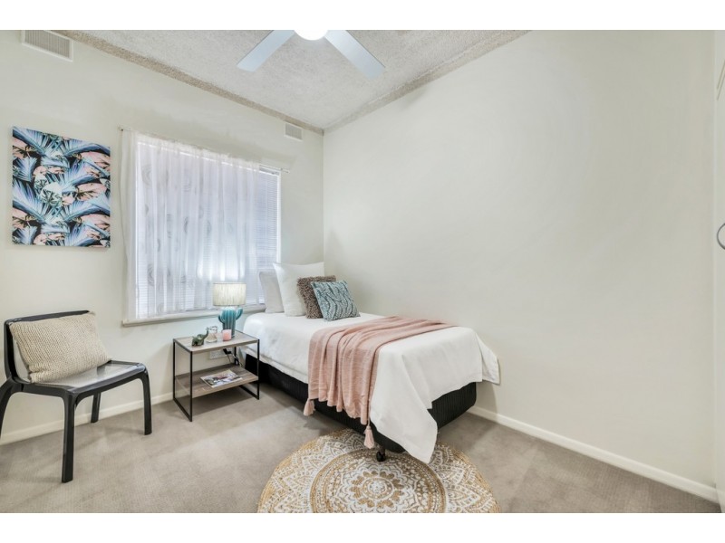 1/2 Old Beach Road, Brighton SA 5048