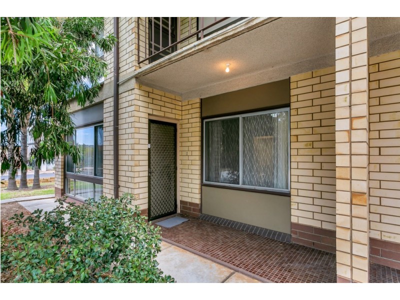 1/2 Old Beach Road, Brighton SA 5048