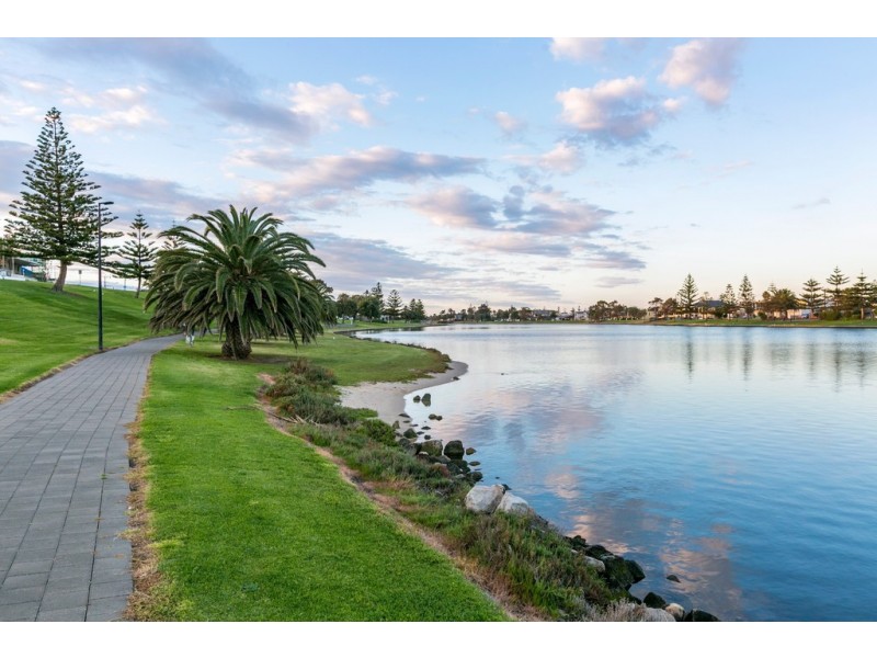 39a Richardson Avenue, Glenelg North SA 5045