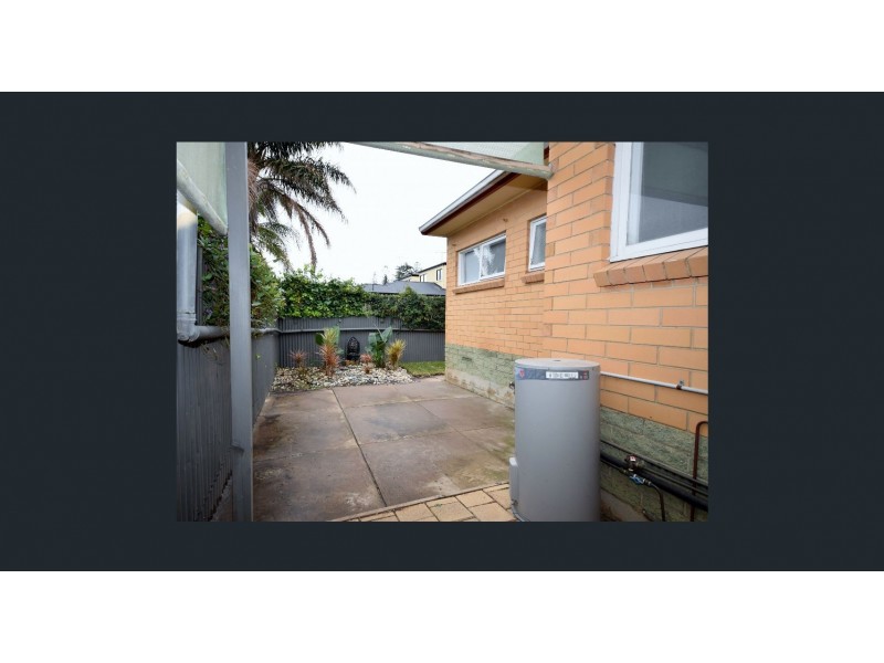 2/7 Old Tapleys Hill Road, Glenelg North SA 5045