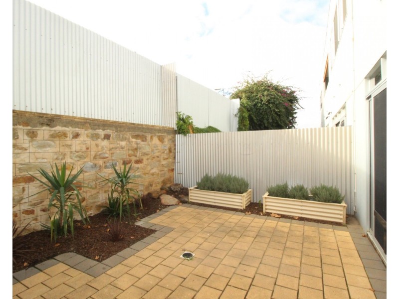 13 First Street, Hindmarsh SA 5007