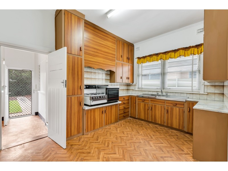 4 Kipling Avenue, Glengowrie SA 5044