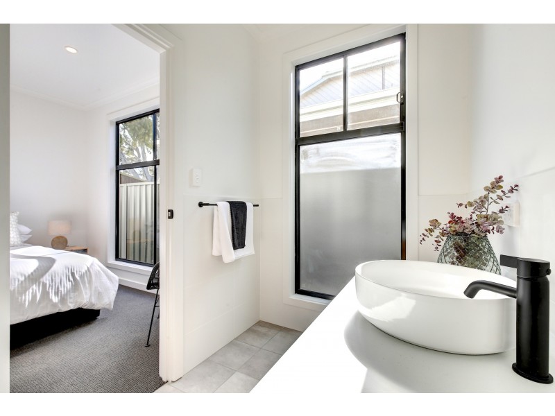 22 Harrow Street, Dover Gardens SA 5048