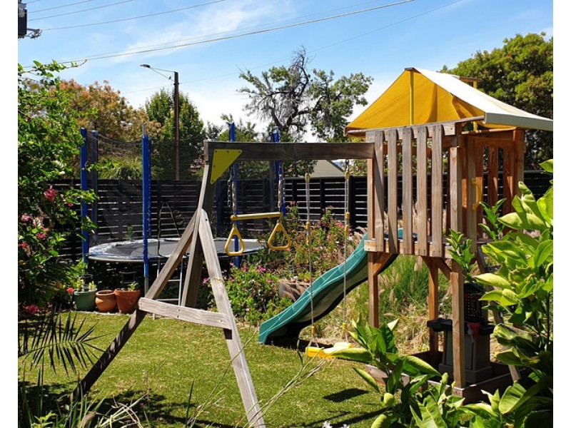 2 Bond Street, Somerton Park SA 5044